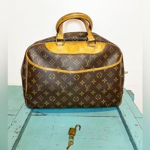 Lois Vuitton Deauville